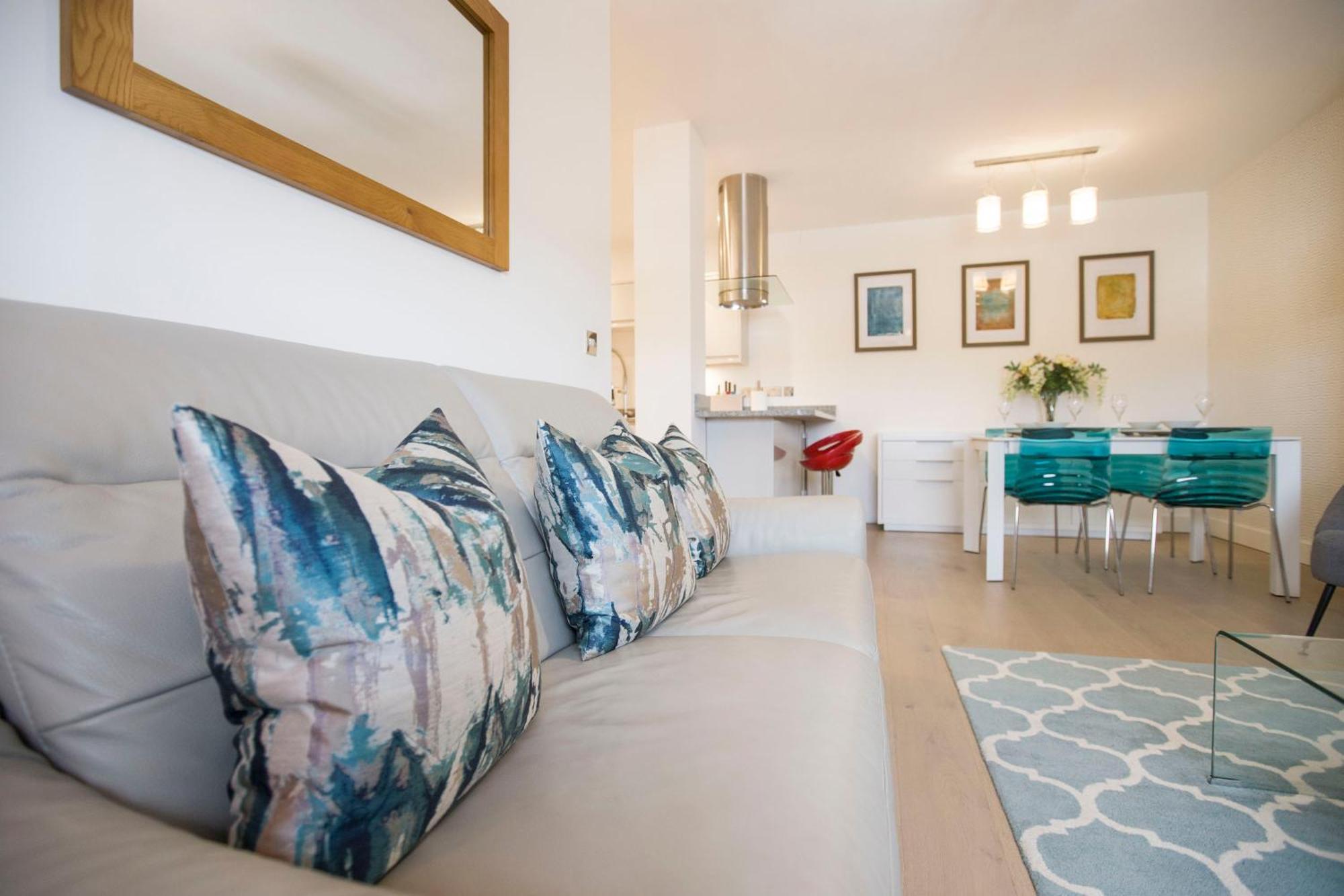 Urban Living'S ~ King Edward Luxury Apartments In The Heart Of Windsor Exterior foto